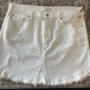 NWT 7 for all mankind white denim skirt